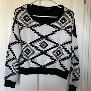 Heart-N-Crush Aztec Black & White Cropped Sweater. Size Medium